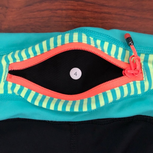 Lululemon Run: Inspire Crop II
Black / Quilt Spring 14-26 - Picture 8 of 10